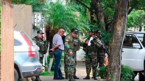 Allanan departamento vinculado a caso "maletas"