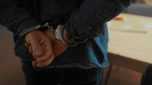 Padrastro es enviado a San Pedro por retener a una adolescente durante 10 meses
