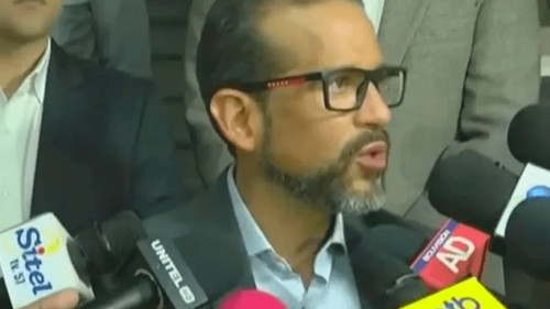 Camacho insta a Lidia Patty a enfrentar a la justicia y devolver lo que “robó al pueblo”