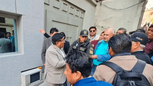 Choferes y Gobierno concluyen reunión sin acuerdos; se instalarán mesas de trabajo con ministerios