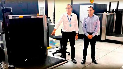 Aduana y Naabol agilizan control de equipaje en Viru Viru