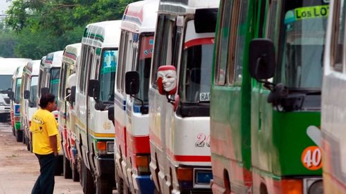 Alcaldía da 24 horas al transporte urbano y advierte retiro del derecho de ruta