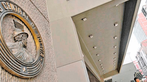 Analista advierte sobre desinstitucionalización que permitió presunto desfalco de $us 15.000 millones