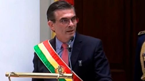 Paz denuncia que 50 dirigentes sindicales ganan más que 213 municipios