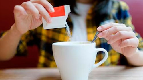 Sucralosa, el edulcorante que podría aumentar el apetito y dificultar el control del peso