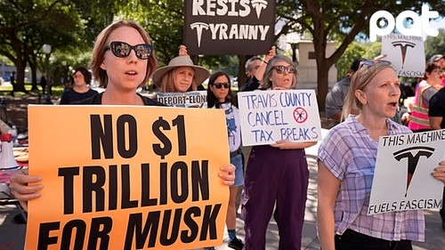 Accionistas aprueban plan que podría hacer de Elon Musk el primer billonario