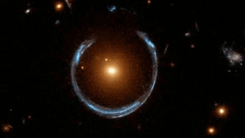 Misión Euclid descubre un asombroso &quot;anillo de Einstein&quot; en el universo
