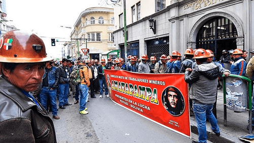 La burocracia frena a Comibol: proponen reestructuración para salvar su eficiencia