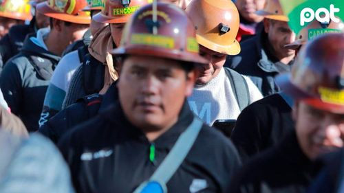 Gobierno y mineros alcanzan acuerdo tras más de 10 horas de diálogo