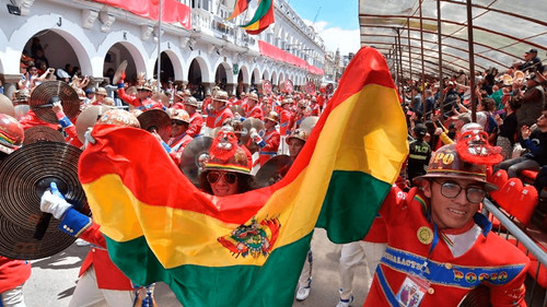 Carnaval del Bicentenario generó Bs 663 millones en movimiento económico