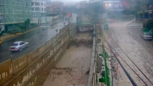 La Paz enfrenta 55 emergencias por lluvias y granizadas