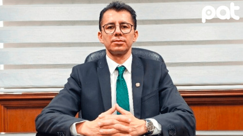 Ministro de justicia con sentencia: Gobierno evalúa continuidad en gabinete