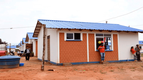 Créditos de Vivienda Social benefician a más de 100 mil familias en Bolivia