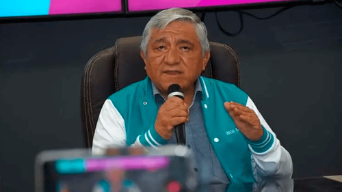 Alcalde Iván Arias propone eliminación de subsidios a carburantes y enfoque en turismo