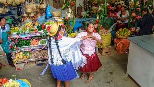 Martes de Albahaca: una tradición chapaca de gratitud y alegría