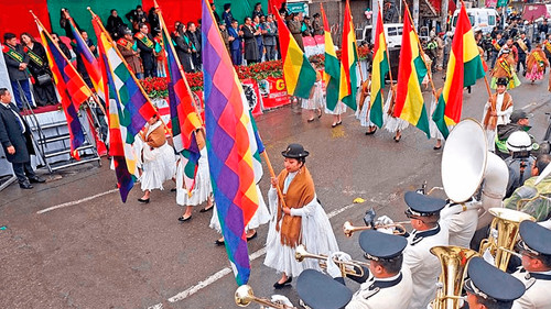 El Alto celebra 40 años de su creación con actos oficiales y la ausencia de autoridades nacionales