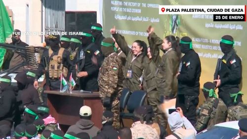 Israel acusa a Hamas de incumplir acuerdo y retiene a civiles en Gaza