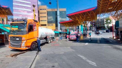 ANH busca diálogo con transportistas de Yungas para frenar paro por combustible