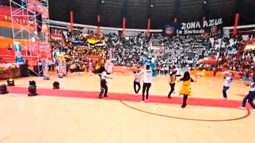 Premiación del Carnaval Estudiantil en Potosí