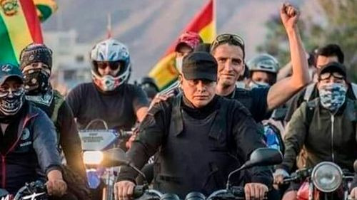 Yassir Molina, líder de la Resistencia Juvenil Cochala, obtiene su título en Derecho mientras cumple condena