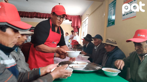 Alcaldía de El Alto ofrece almuerzo solidario a personas en calle