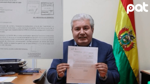 Admiten denuncia contra hijo del presidente por millonaria compra