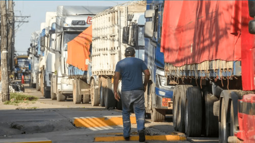 Bloqueo indefinido en Concepción por falta de diésel: productores exigen cumplimiento de acuerdos