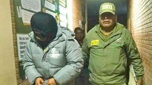 Fotoperiodista acusado de violación es enviado a prisión; Fiscalía investiga posible negligencia