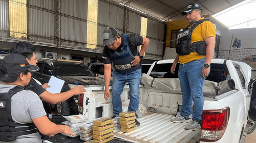 Incautan 180 kilos de droga en operativo en la carretera Bioceánica