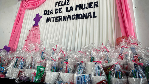 El Consejo de la Magistratura celebra el Día de la Mujer con internas de Palmasola  
