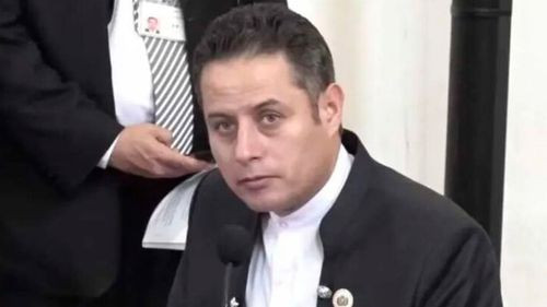 Lara pide informe a YPFB por combustible de mala calidad