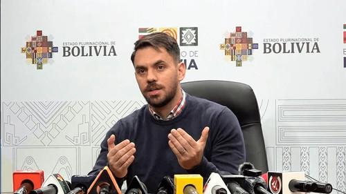 Del Castillo dice que Zúñiga quiere meter al Gobierno en un show de mentiras