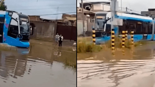 Tren Metropolitano avanza entre calles inundadas tras intensas lluvias en Cochabamba