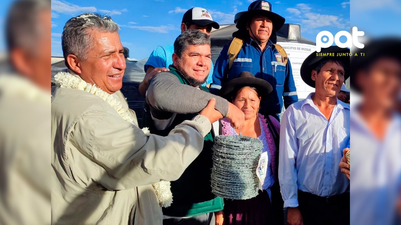 Gobierno entrega insumos.jpg