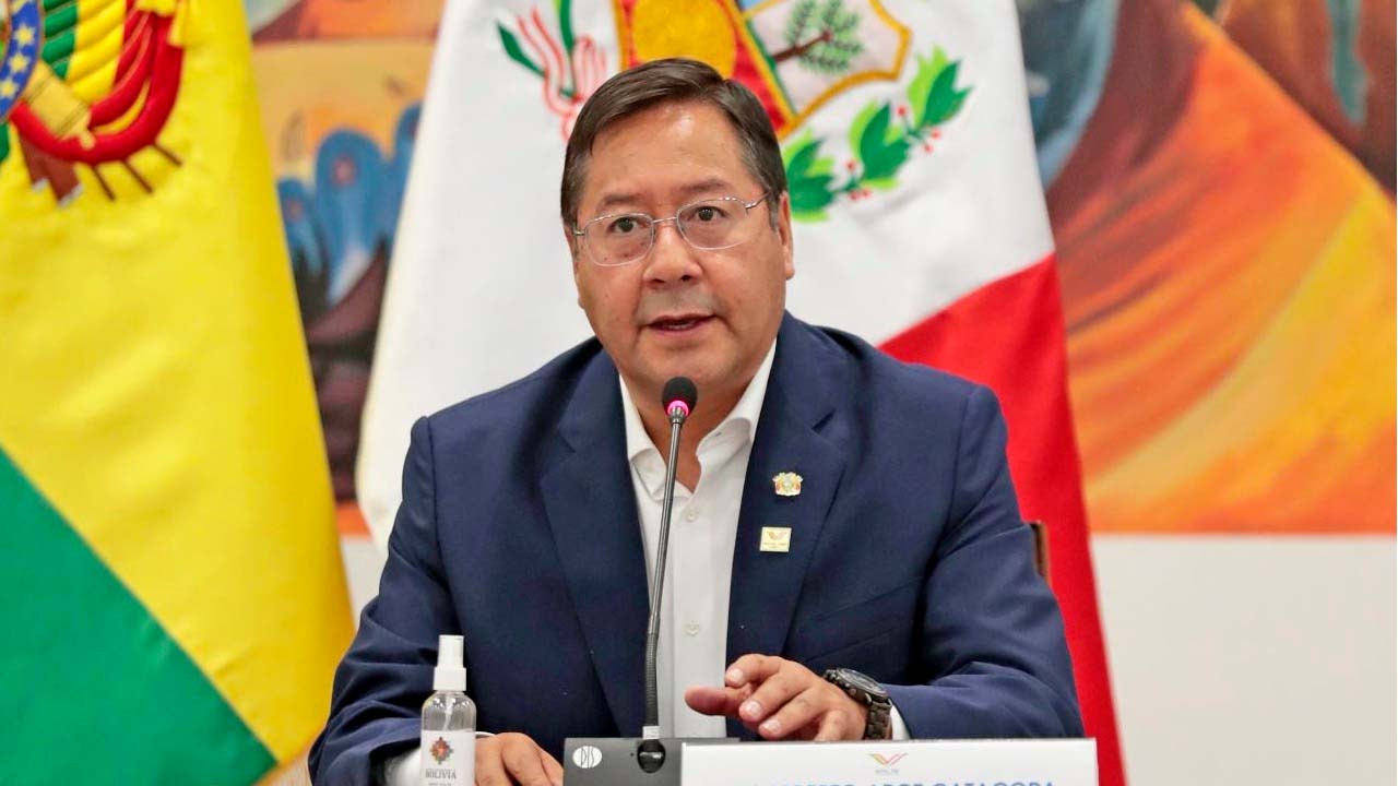 Manuel Rocha, Arce Catacora.jpg