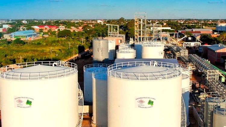 Plantas de biodiésel en El Alto y Santa Cruz enfrentan problemas por falta de materia prima y planificación