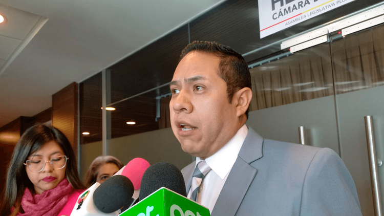 Diputado Diego Brañez critica accionar del vicepresidente tras discusión por carburantes