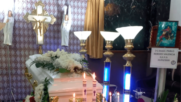 Velan en Oruro los restos de estudiante de la Anapol fallecido en La Paz