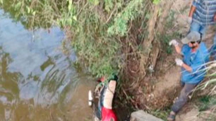 Dos personas mueren tras caer con su motocicleta a una cuneta en Ascensión de Guarayos