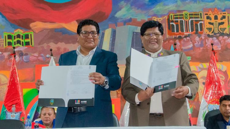 El Alto firma convenios con siete universidades e institutos