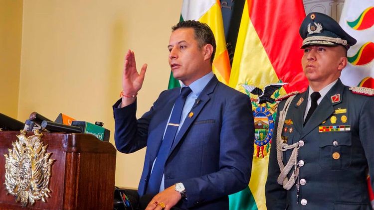 Vicepresidente presenta denuncia contra Cerimedo y primera dama