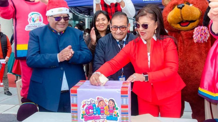 El Alto lanza campaña navideña para recaudar 150 mil juguetes