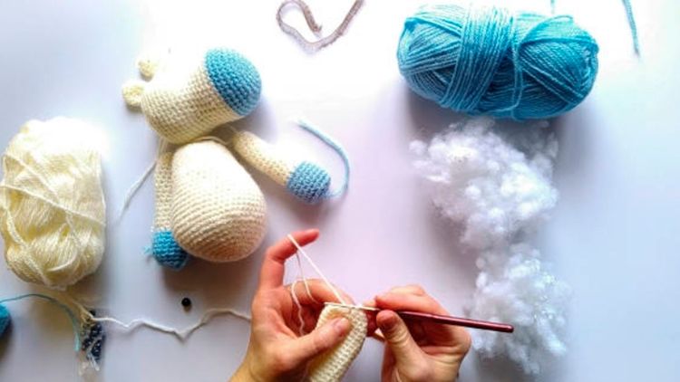 35 artesanos alteños crean muñecas amigurumi para impulsar sus negocios