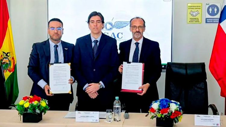 Bolivia y Chile firman acuerdo para fortalecer la conexión aérea internacional