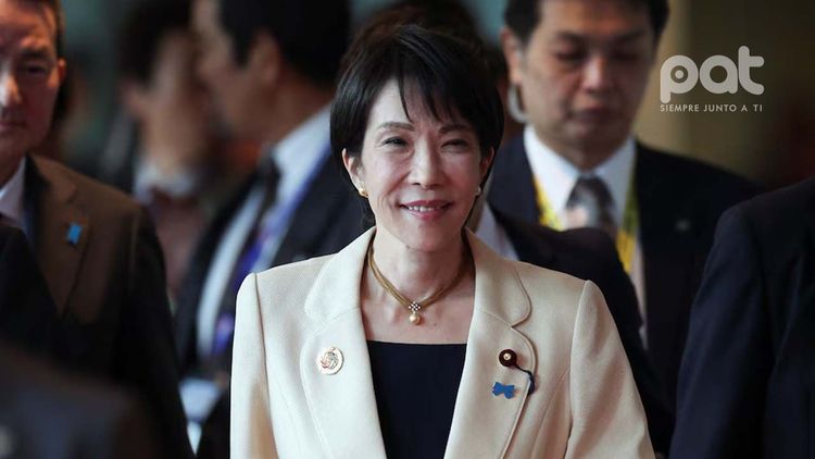 Primera ministra japonesa admite que duerme solo dos horas por noche y reaviva el debate sobre el “karoshi”