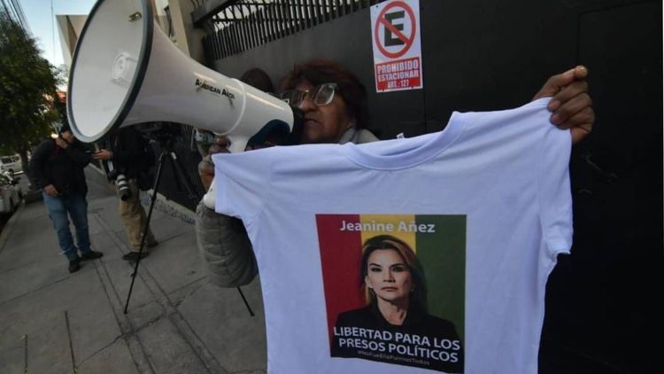 En nueva audiencia, Áñez busca ser remitida a juicio de responsabilidades por el caso Sacaba