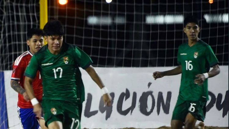 Bolivia Sub20 vence 9-7 a Chile en fútbol playa