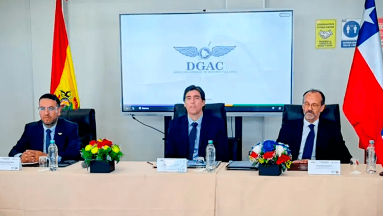 Bolivia y Chile firman acuerdo para ampliar rutas aéreas