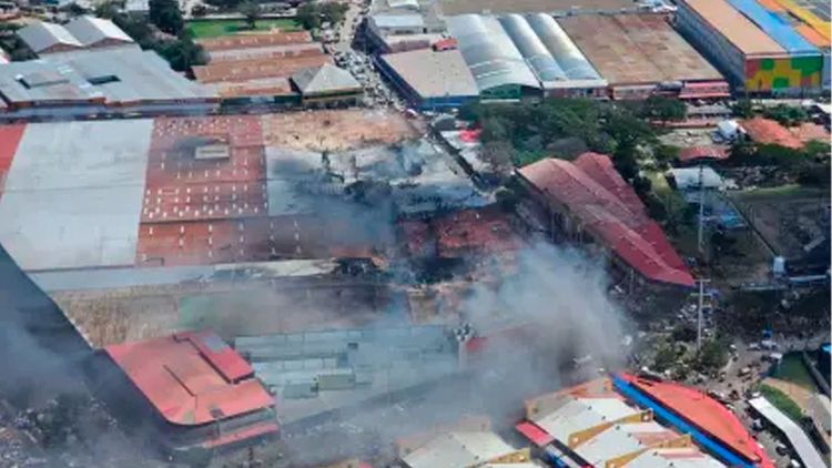 Anuncian espacio provisional para comerciantes de Barrio Lindo