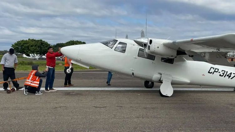 Avioneta aterriza de emergencia cerca de El Trompillo